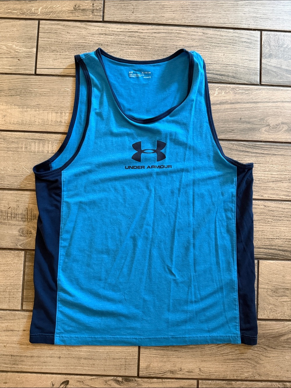 Under Armour Men's Blue and Navy Performance Tank Top